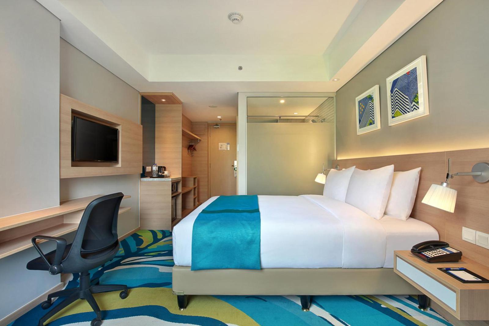 Holiday Inn Express Jakarta Wahid Hasyim By Ihg Exterior foto