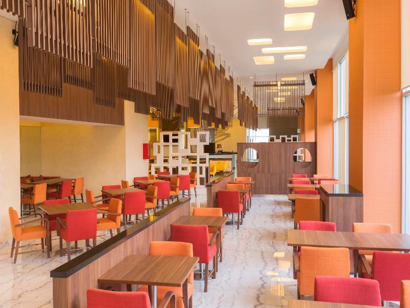 Holiday Inn Express Jakarta Wahid Hasyim By Ihg Exterior foto