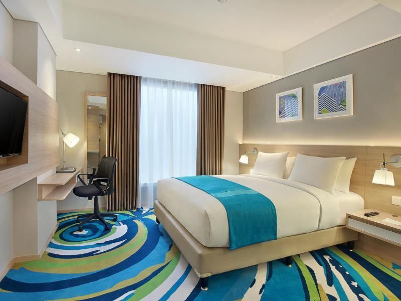 Holiday Inn Express Jakarta Wahid Hasyim By Ihg Exterior foto